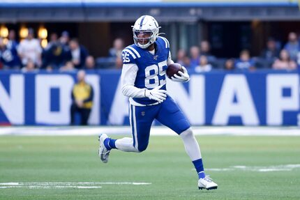 El ala cerrada de los Colts de Indianápolis, Eric Ebron, sería un gran refuerzo para el...