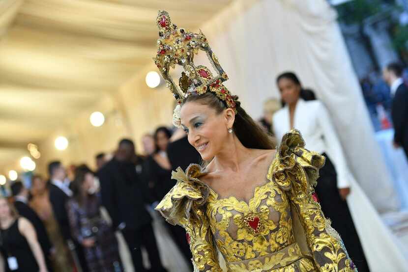 Sarah Jessica Parker arrives for the 2018 Met Gala on May 7, 2018, at the Metropolitan...