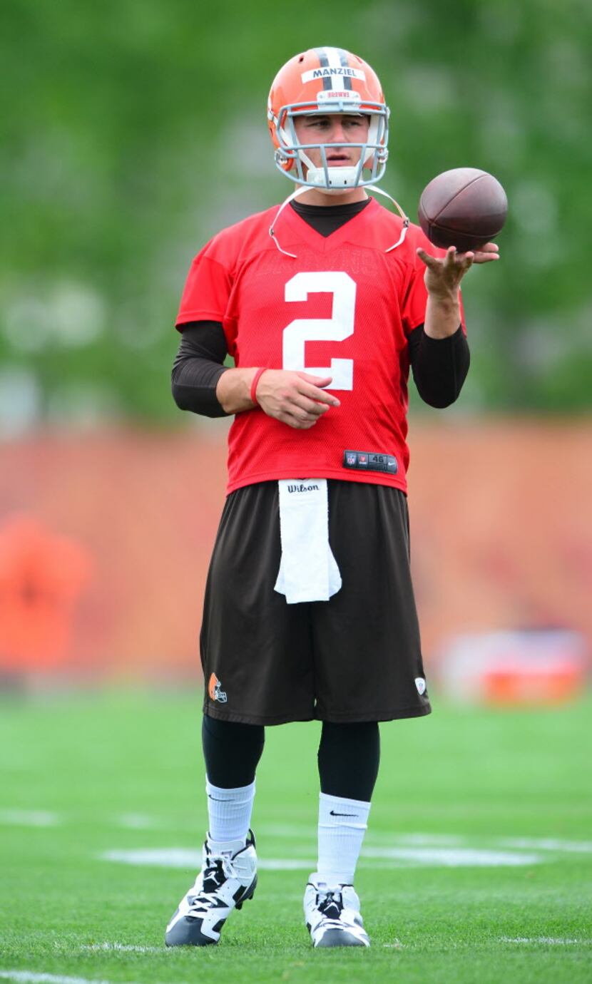 May 28, 2014; Berea, OH, USA; Cleveland Browns quarterback Johnny Manziel (2) during...