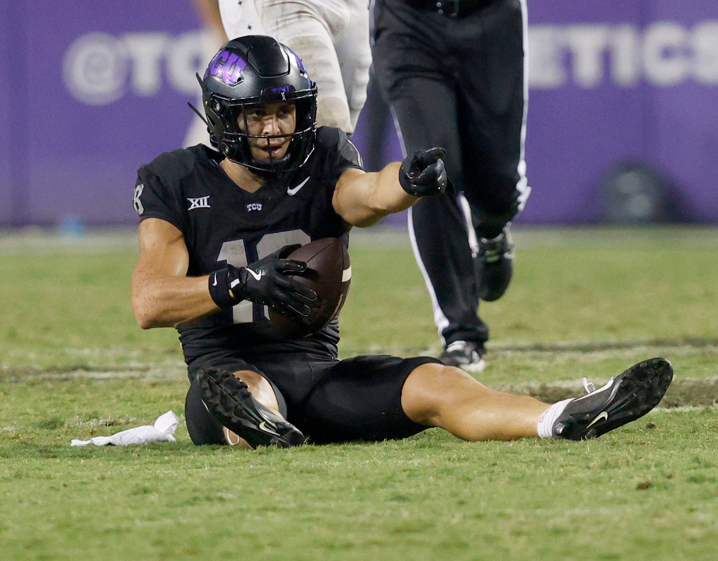  TCU wide receiver Jack Bech (18) gestures after catching a pass against the UCF during the...