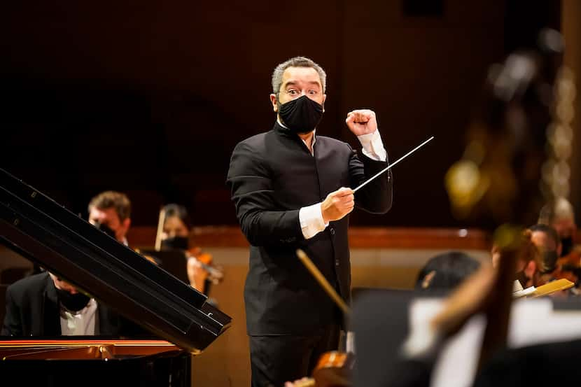 Guest conductor Andrew Grams conducts the Dallas Symphony Orchestra with pianist William...