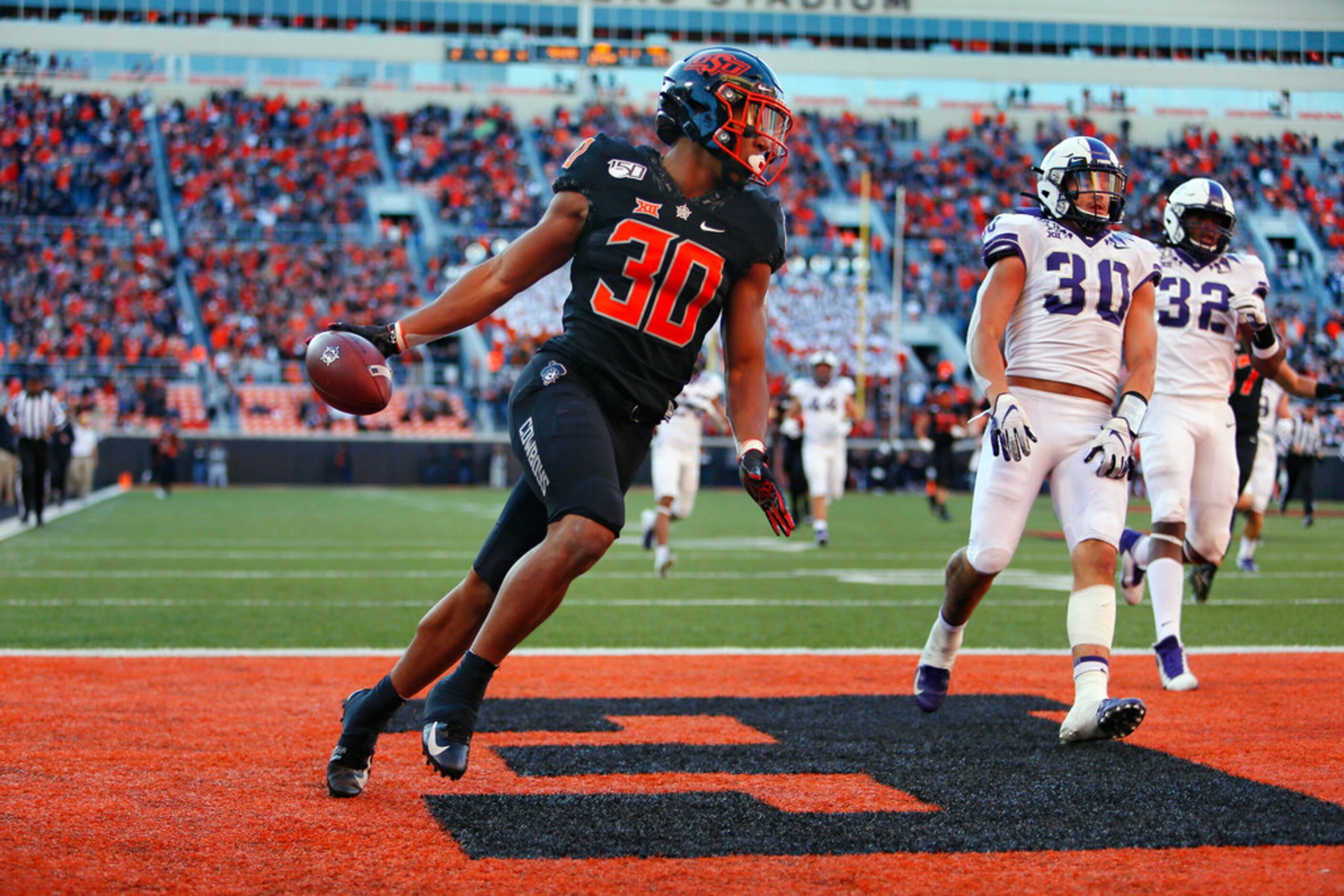 STILLWATER, OK - NOVEMBER 2:  Running back Chuba Hubbard #30 of the Oklahoma State Cowboys...