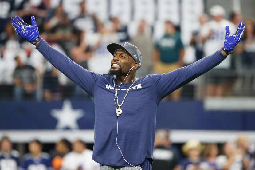 Dallas Cowboys wide receiver Dez Bryant (88) on the field before a National Football League...