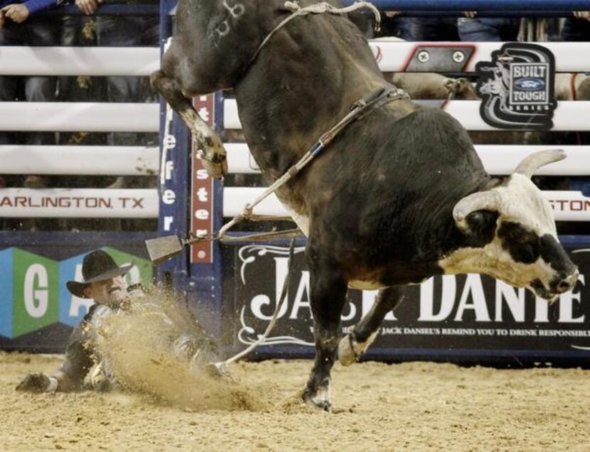 
Guilherme Marchi was thrown from a bull during an event this month at AT&T Stadium in...