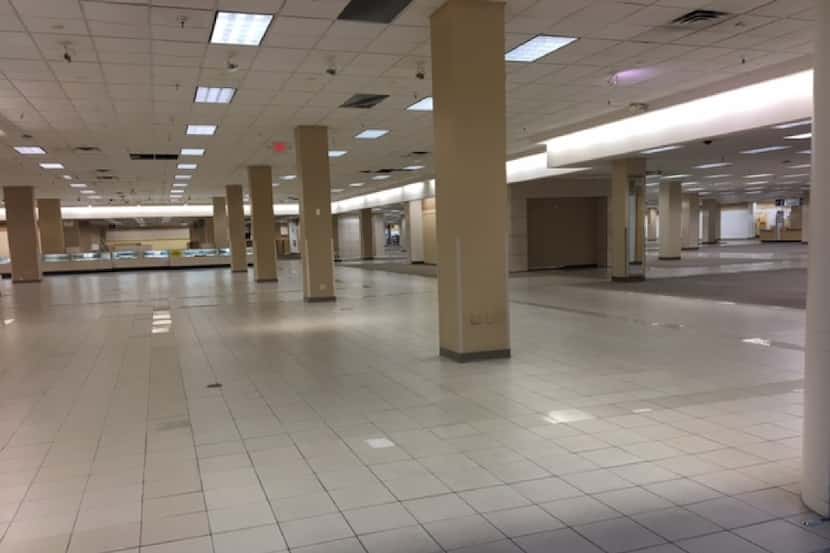 The mostly empty Sears store at Valley View a few days before its final closing on July 16.