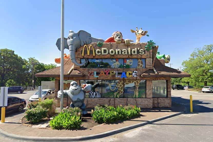 Google Street View of the McDonald's store before renovations.