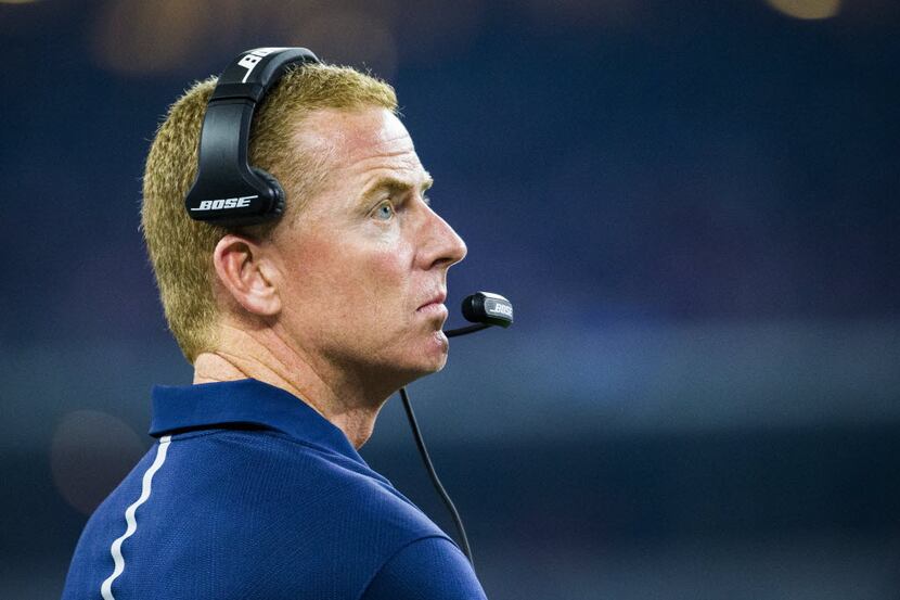 Dallas Cowboys head coach Jason Garrett reacts to a turnover and a New York Giants touch...