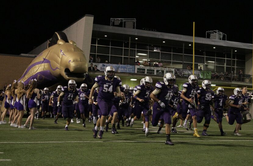 Denton enters the field to faceThe Colony on Friday, September 9, 2016, at Bronco Field in...