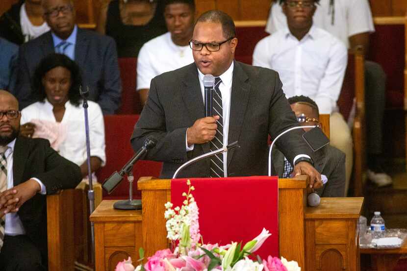 Dallas Mayor Eric Johnson speaks at the funeral for 9-year-old Brandoniya Bennett at the New...
