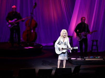 Dolly Parton's "Pure and Simple" tour was still plenty complex.