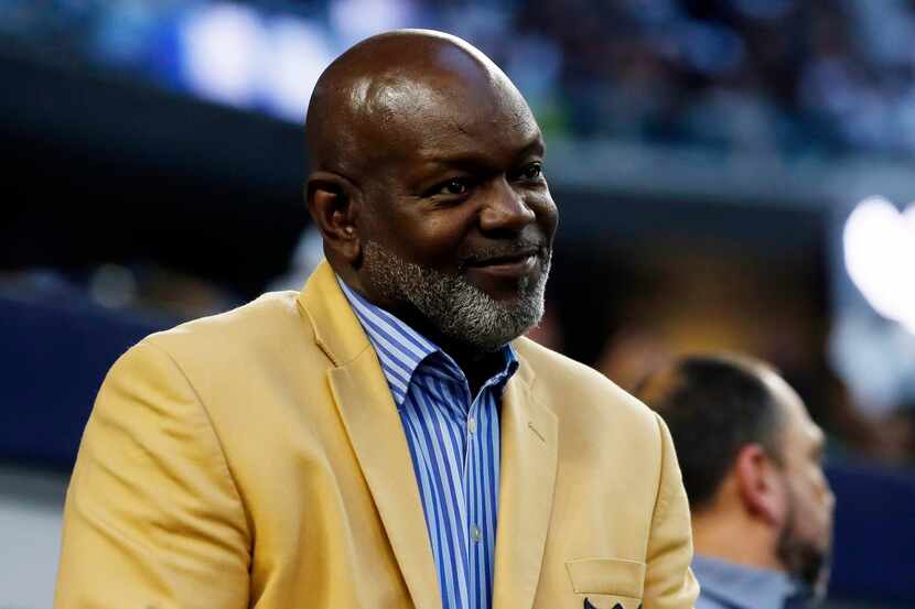 Former Dallas Cowboys runningback Emmitt Smith will again see his name in lights — this time...