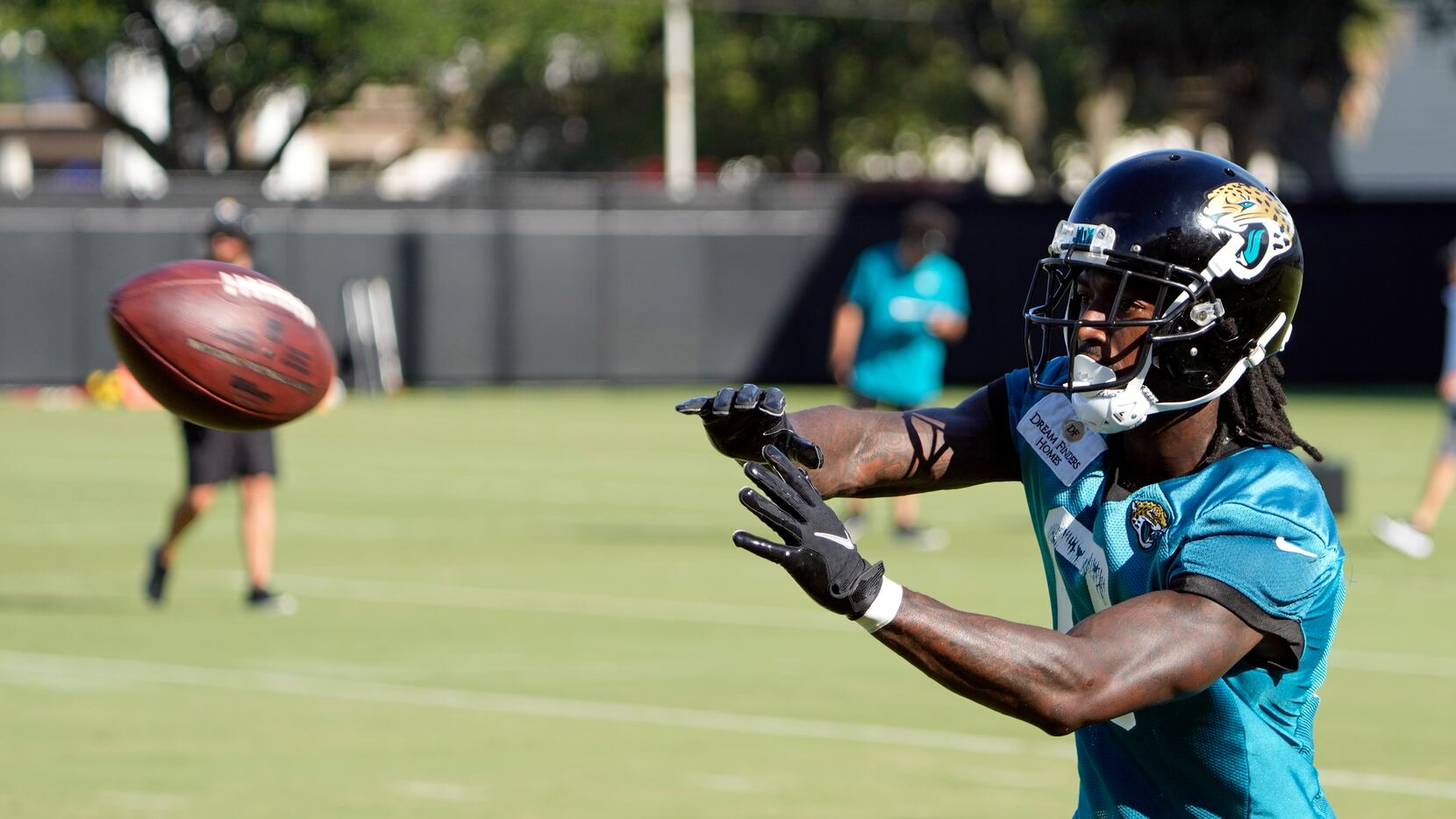 Jacksonville Jaguars wide receiver Calvin Ridley (0) makes a reception during a practice at...