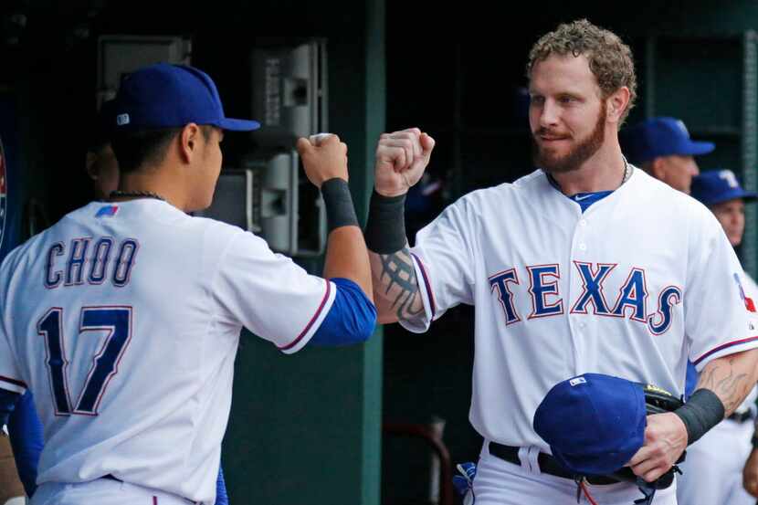 Josh Hamilton has returned to Texas for a knee procedure and is hopeful of returning to the...