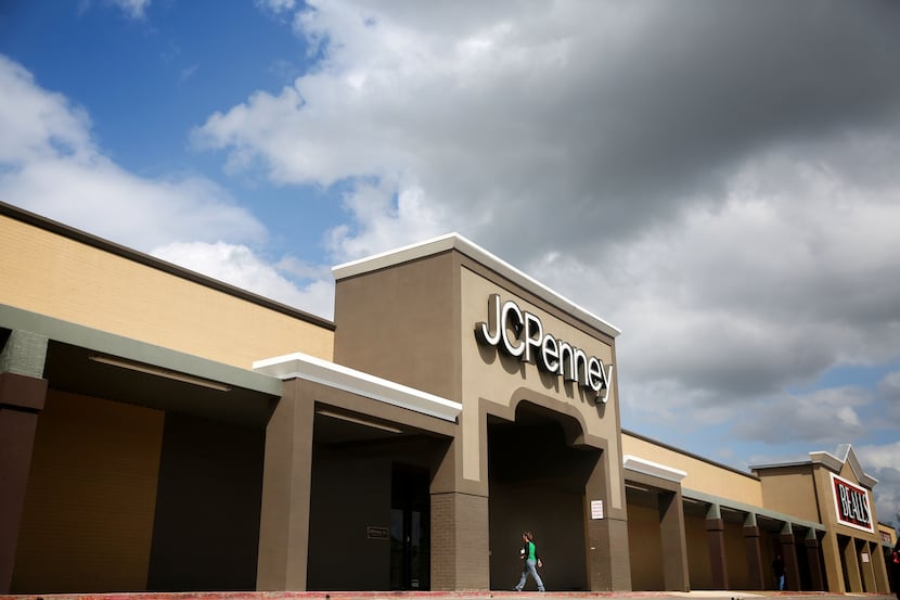 Exterior of J.C. Penney in Athens, Texas that closed a couple years ago.