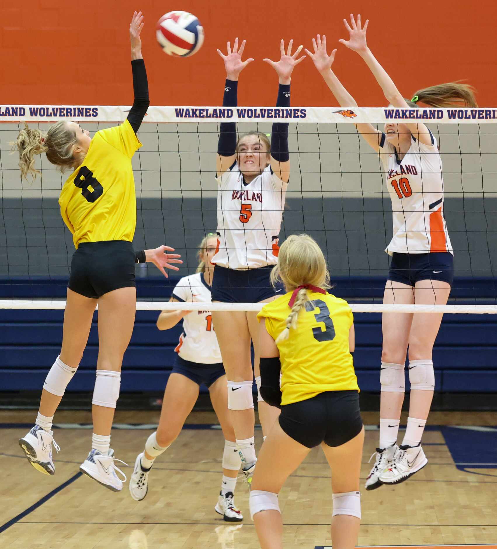 Frisco ISD’s Memorial High School McKenna Morton (8) spikes the ball over the net to...