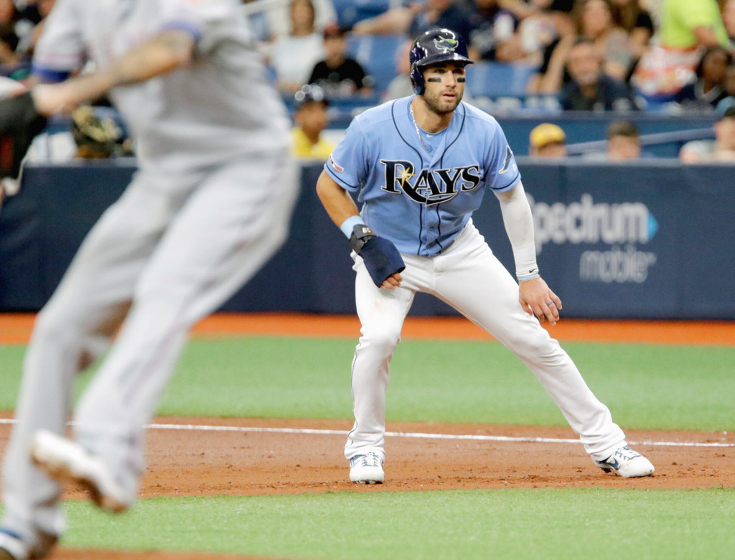 ST. PETERSBURG, FL - JUNE 30:  Kevin Kiermaier #39 of the Tampa Bay Rays leads off first...