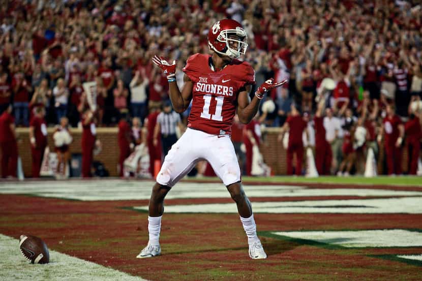 NORMAN, OK - OCTOBER 29: Wide receiver Dede Westbrook #11 of the Oklahoma Sooners reacts...