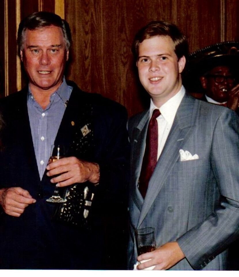 Dallas TV star Larry Hagman and Dallas Morning News staff writer Alan Peppard in 1987.