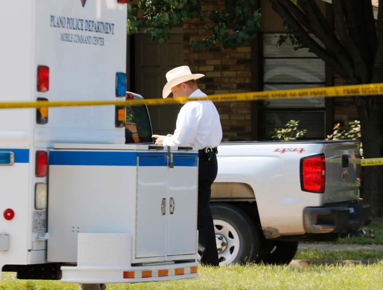 A Texas Ranger works the crime scene on Monday September 11, 2017 where a shooting took...