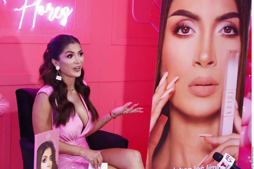 Kimberly Flores comentó que tardó seis meses en la creación de su línea de lipsticks porque...