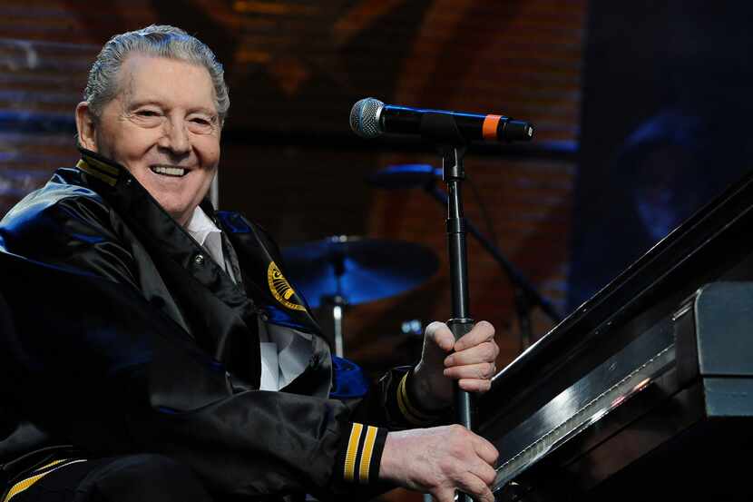 CORRECTS LOCATION OF DEATH TO DESOTO COUNTY, MISSISSIPPI- FILE - Jerry Lee Lewis performs...