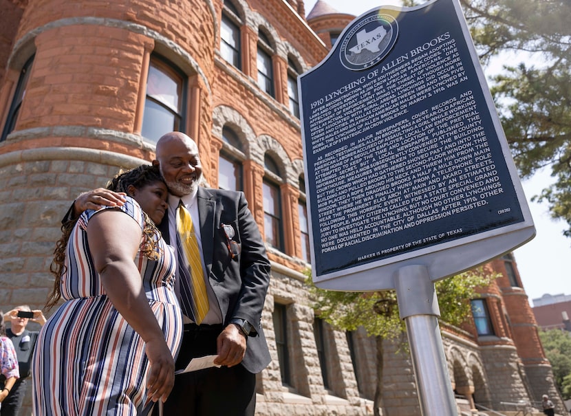 Nkeya Brooks, fourth great-grandchild of Allen Brooks, and Ed Gray, leader of the Dallas...