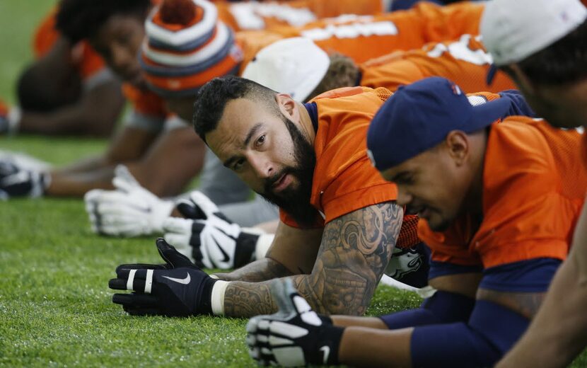 Denver Broncos offensive guard Louis Vasquez. 