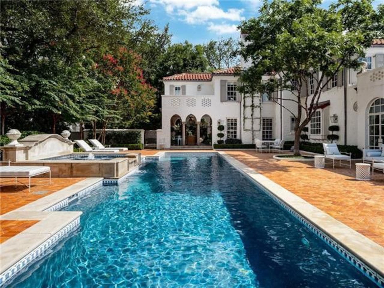 The sprawling Highland Park estate was built in 1934 and recently renovated.