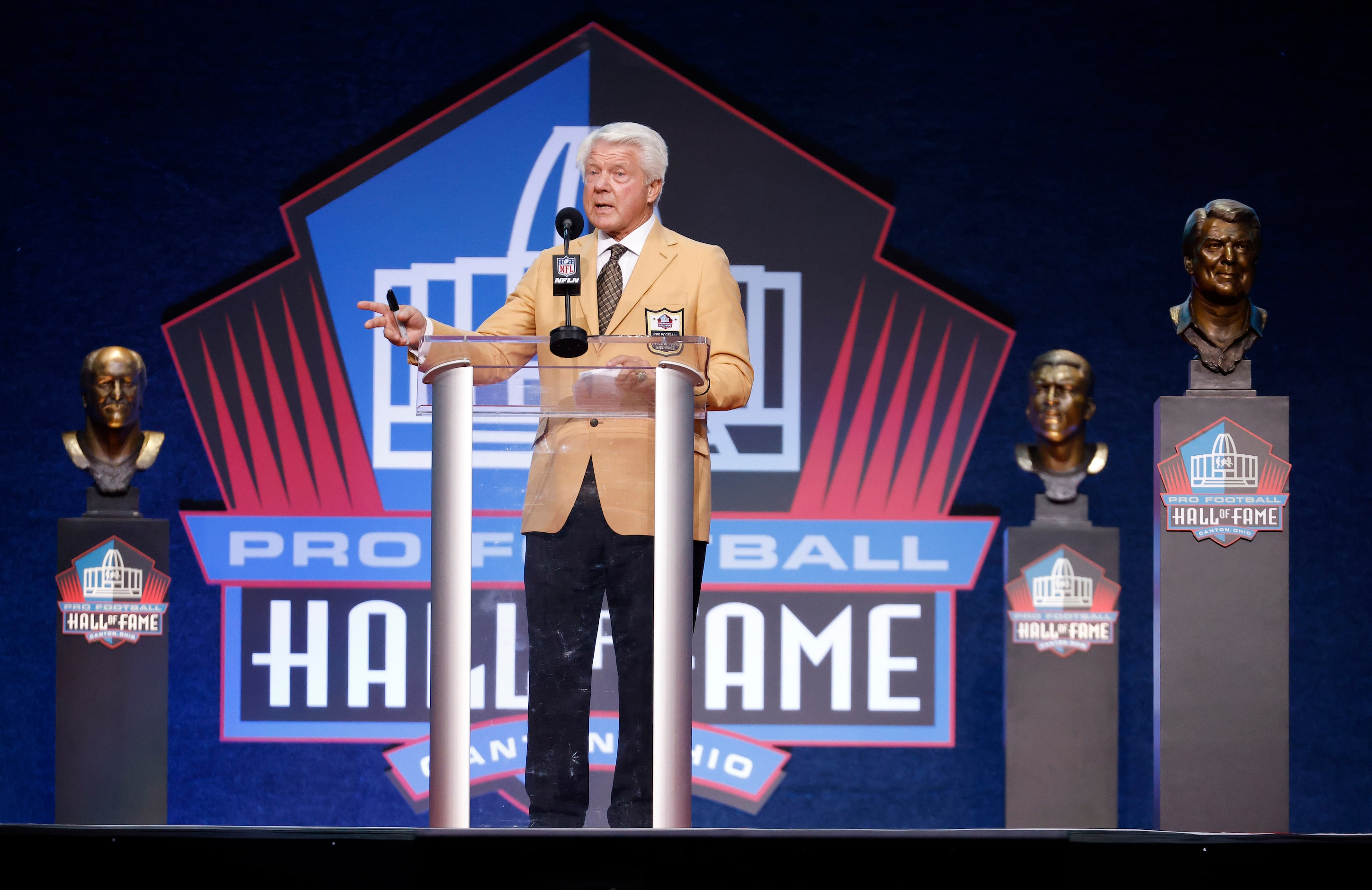 Pro Football Hall of Fame inductee Jimmy Johnson of the Dallas Cowboys delivers his speech...