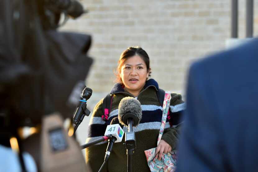 Rosa Jiménez habla con la prensa tras ser liberada el 21 de enero.