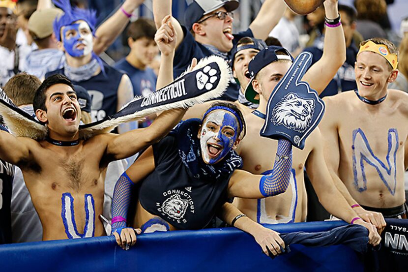 UConn fans prepare for the start of the first Final Four game between UConn and Kentucky on...