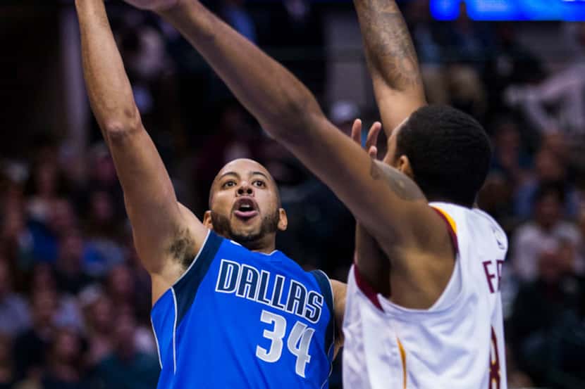 Mavericks guard Devin Harris had nine points in just 12 minutes Saturday against Cleveland...