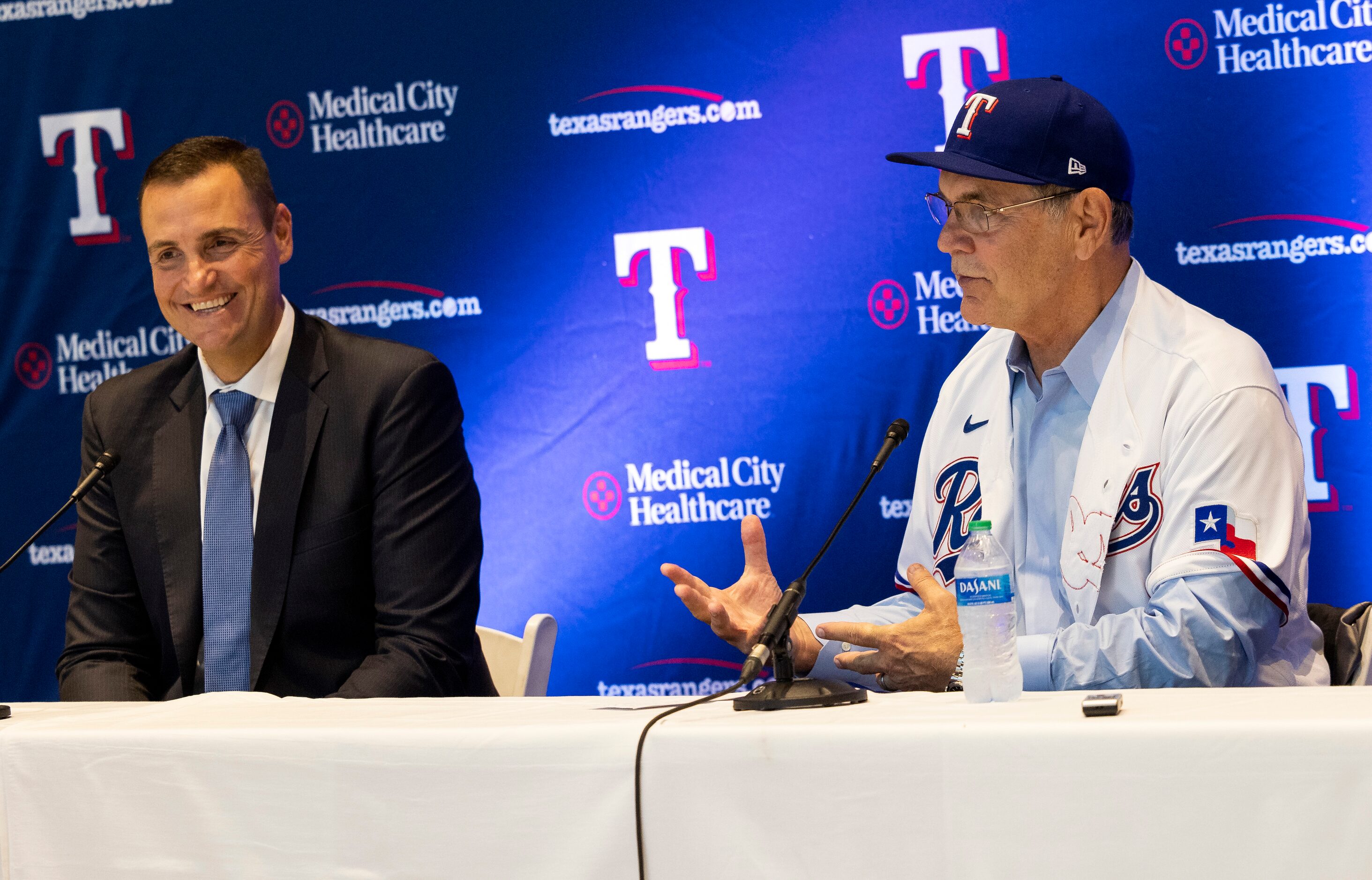 New Texas Rangers manager Bruce Bochy speaks during a press conference introducing him as...