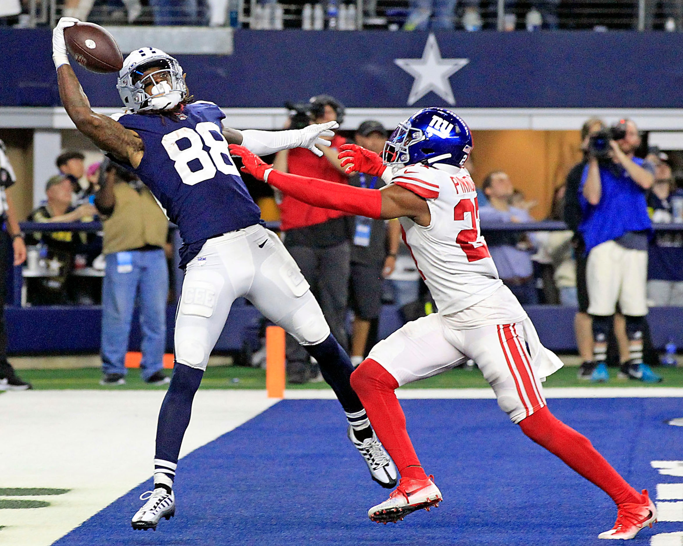 PIX 1 of 4… This is a sequence or Dallas Cowboys wide receiver CeeDee Lamb’s (88)...