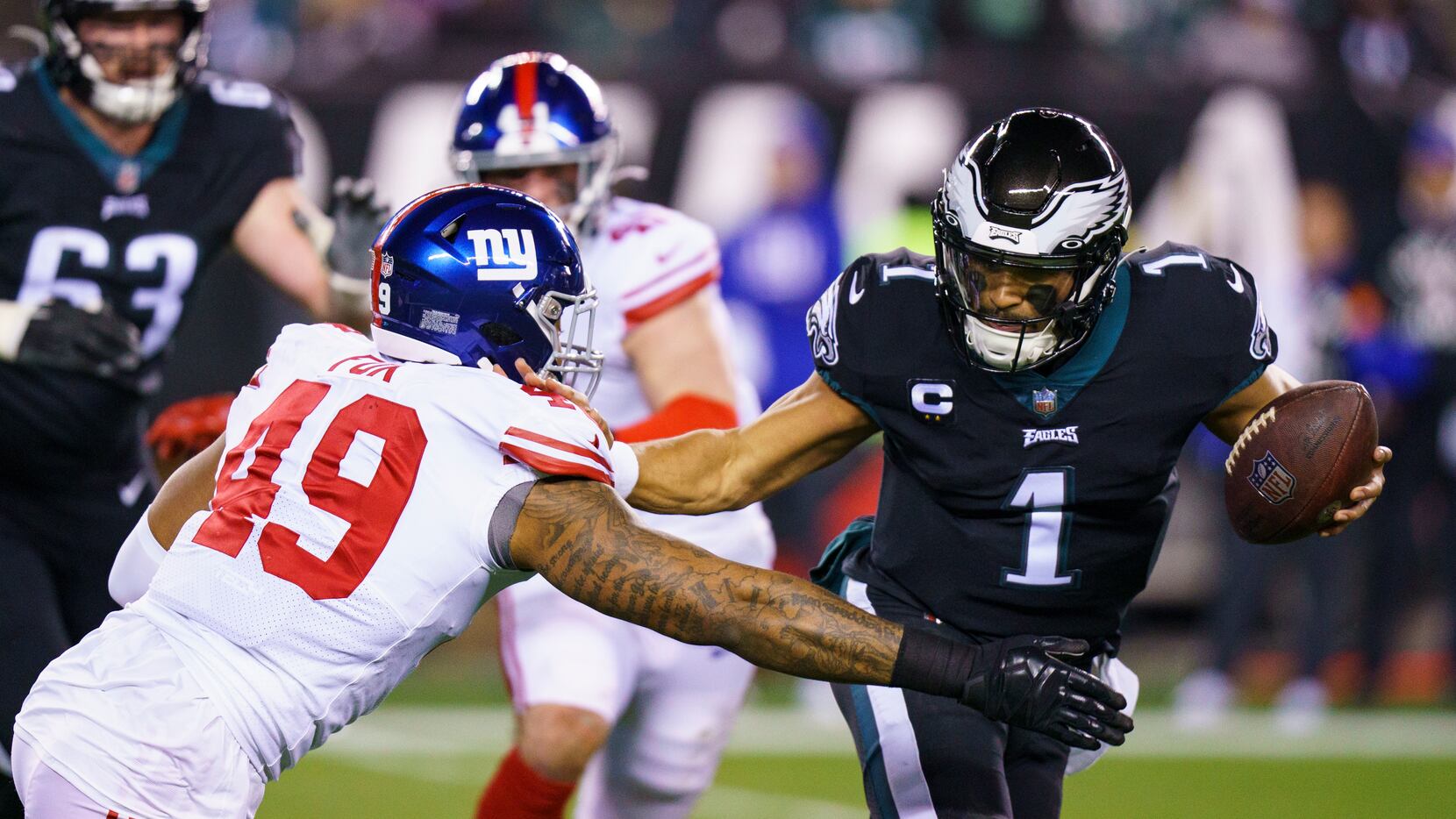 SportsDay experts' NFL divisional round picks: Giants-Eagles