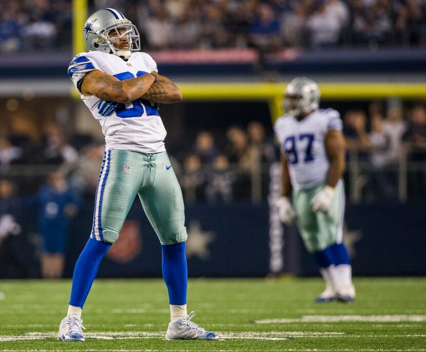 Dallas Cowboys cornerback Orlando Scandrick (32) celebrates after a play during the second...