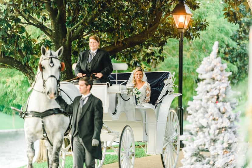 Disney offers a range of Fairy Tale Weddings at various locations around the theme park.
