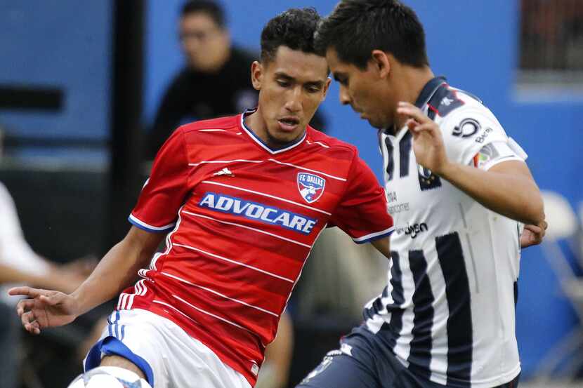 El delantero colombiano Jesús Ferreira tiene de 16 años y juega con el FC Dallas.(Stewart F....