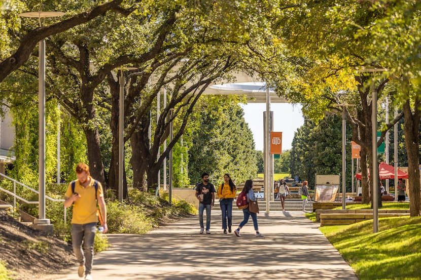 UT Dallas campus