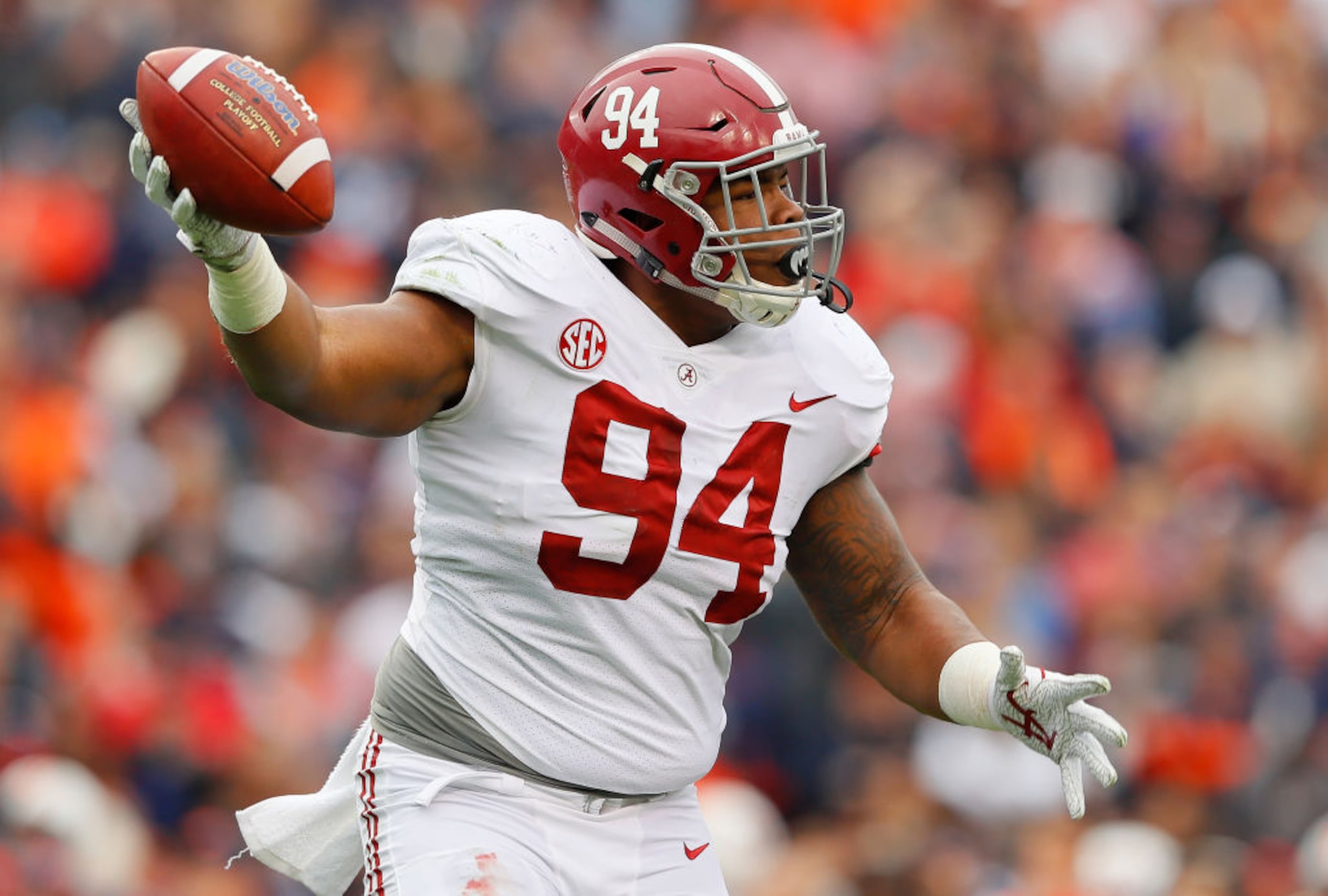 Former Alabama lineman gets Super Bowl ring 30 years after game 