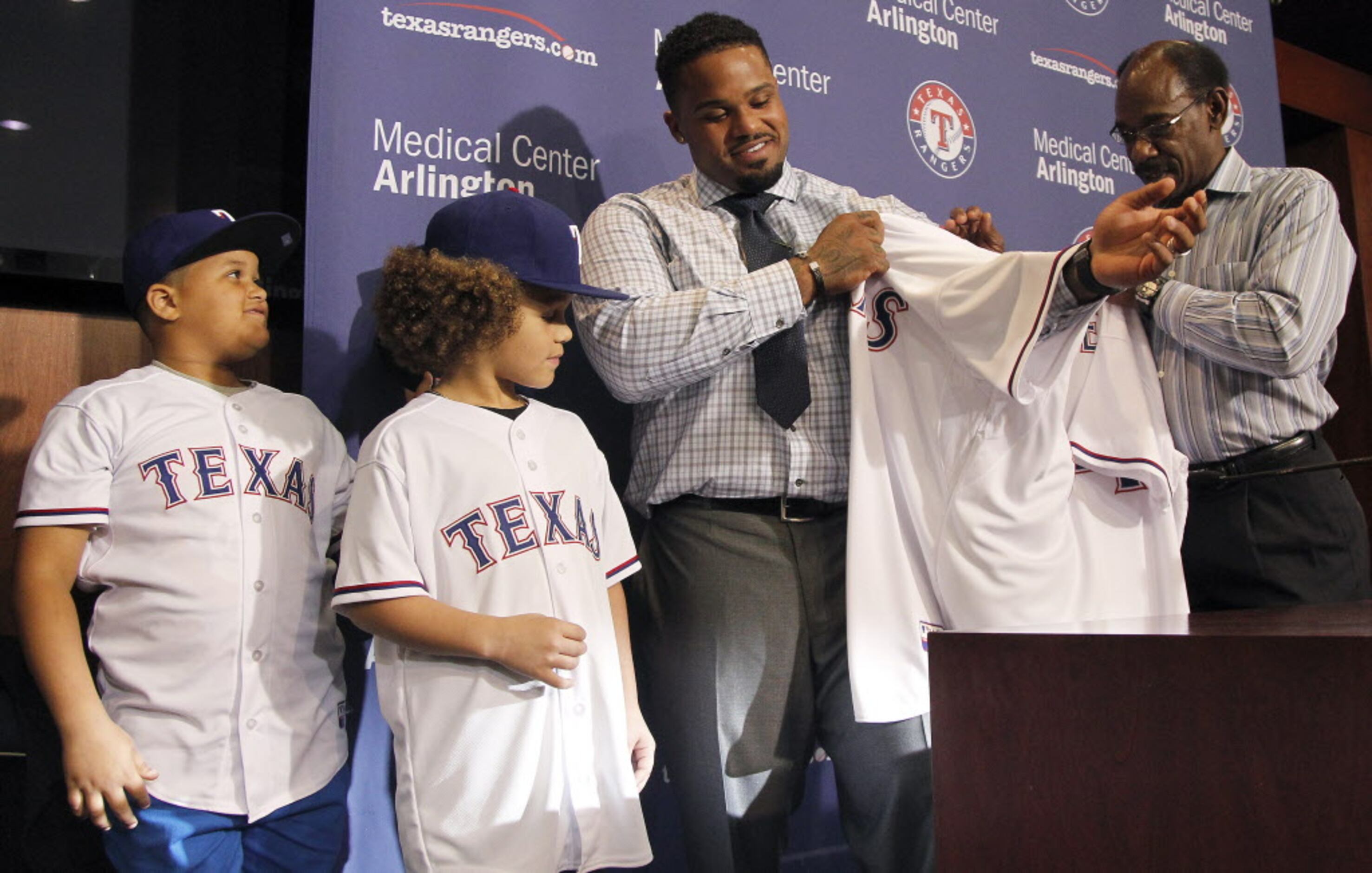 Tigers trade Prince Fielder to Rangers for Ian Kinsler - Sports Illustrated