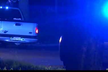 A man was arrested in West Dallas Thursday night after he led police on a 30-minute chase in...