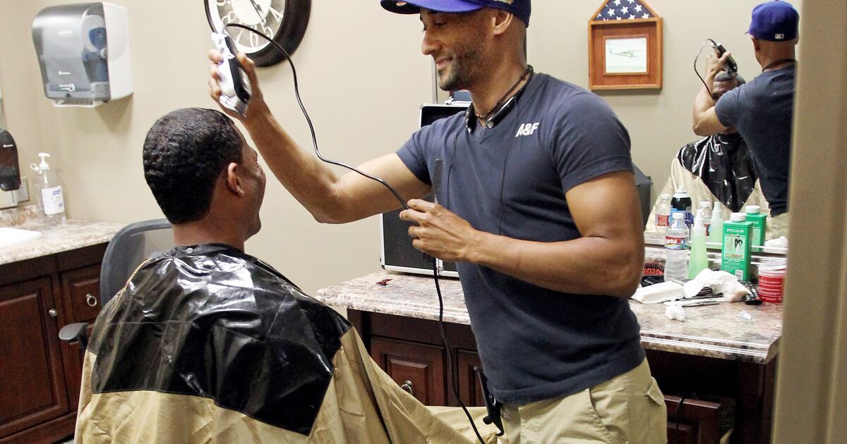 Thanks to Arlington barber, Rangers can take their cuts in the clubhouse