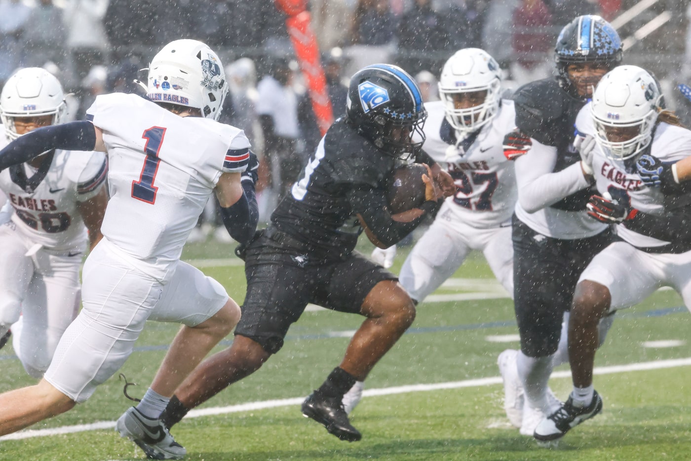 North Crowley’s Kiante Ingram, carries the ball for a touchdown during the first half of a...