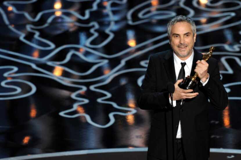 Alfonso Cuarón es el director de ‘Roma’, que ganó el premio Oscar a Mejor película en lengua...