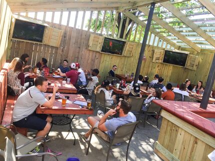 Stan's Blue Note now has a fenced-in back patio.