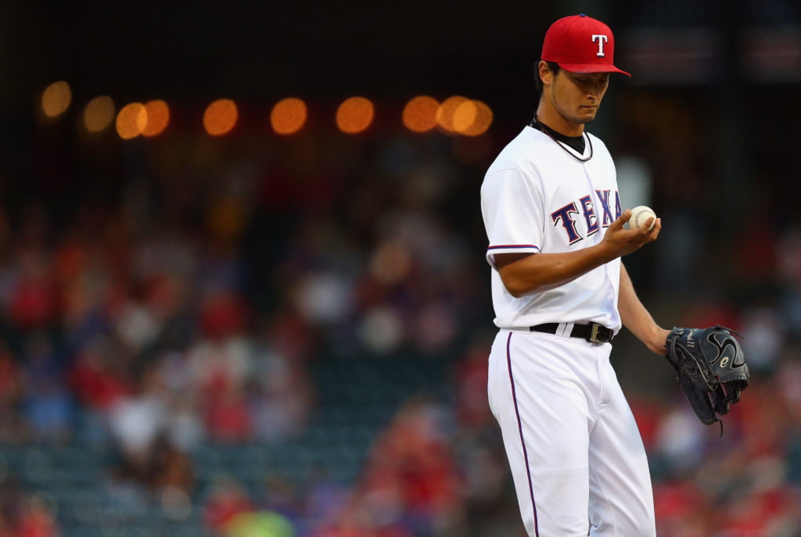 Rangers' Yu Darvish loses no-hit bid with 2 outs in 9th