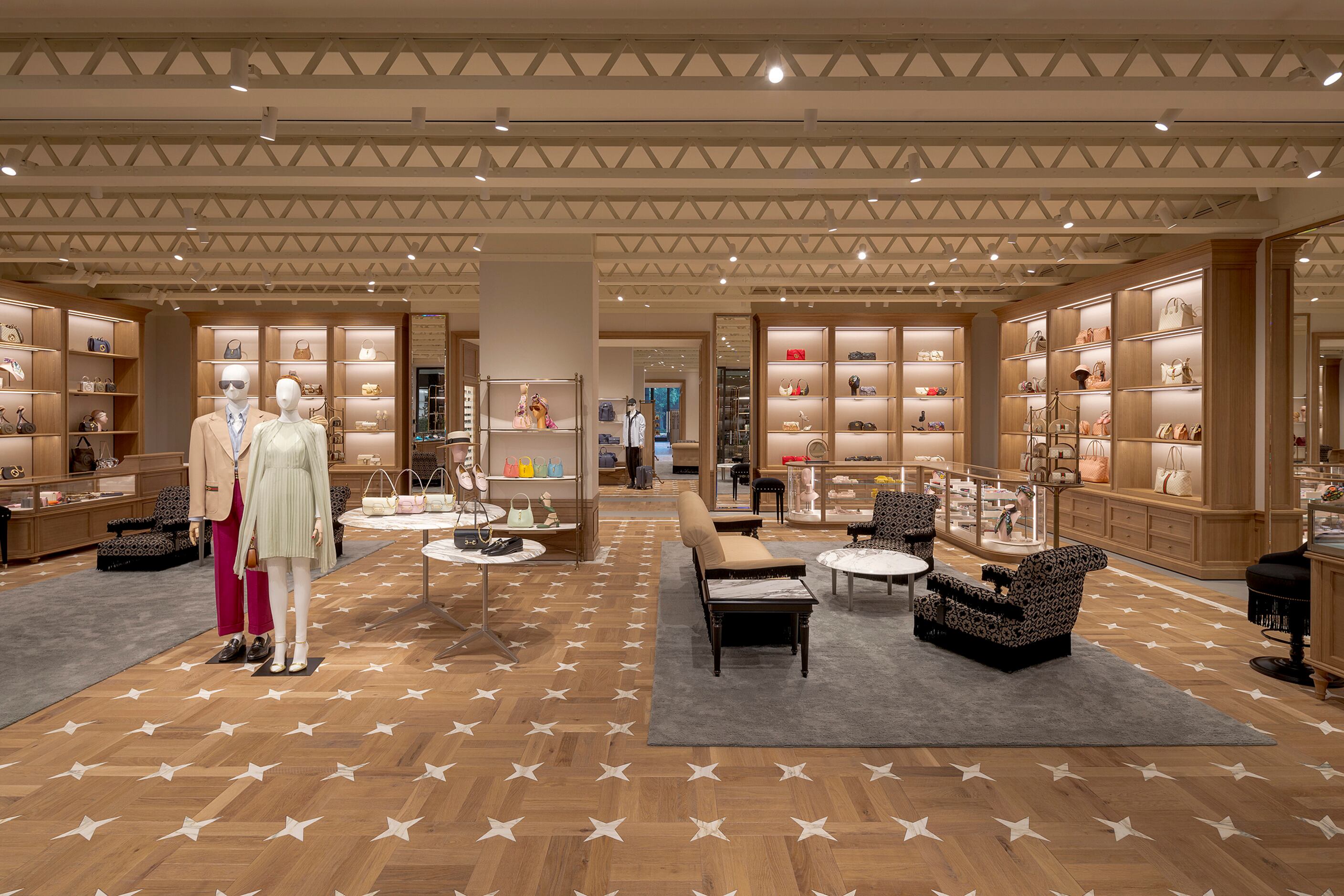 Saint Louis Galleria on X: Louis Vuitton, Gucci, Prada, and more