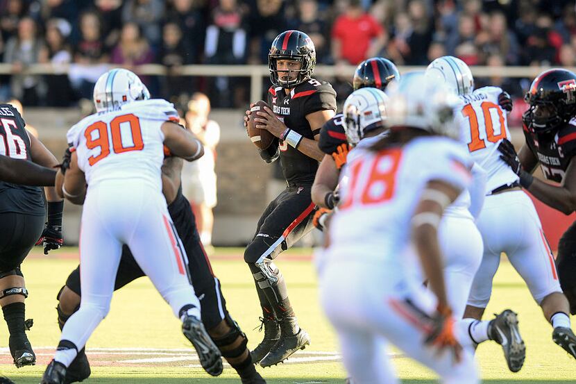 LUBBOCK, TX - OCTOBER 31: Patrick Mahomes #5 of the Texas Tech Red Raiders looks to pass...