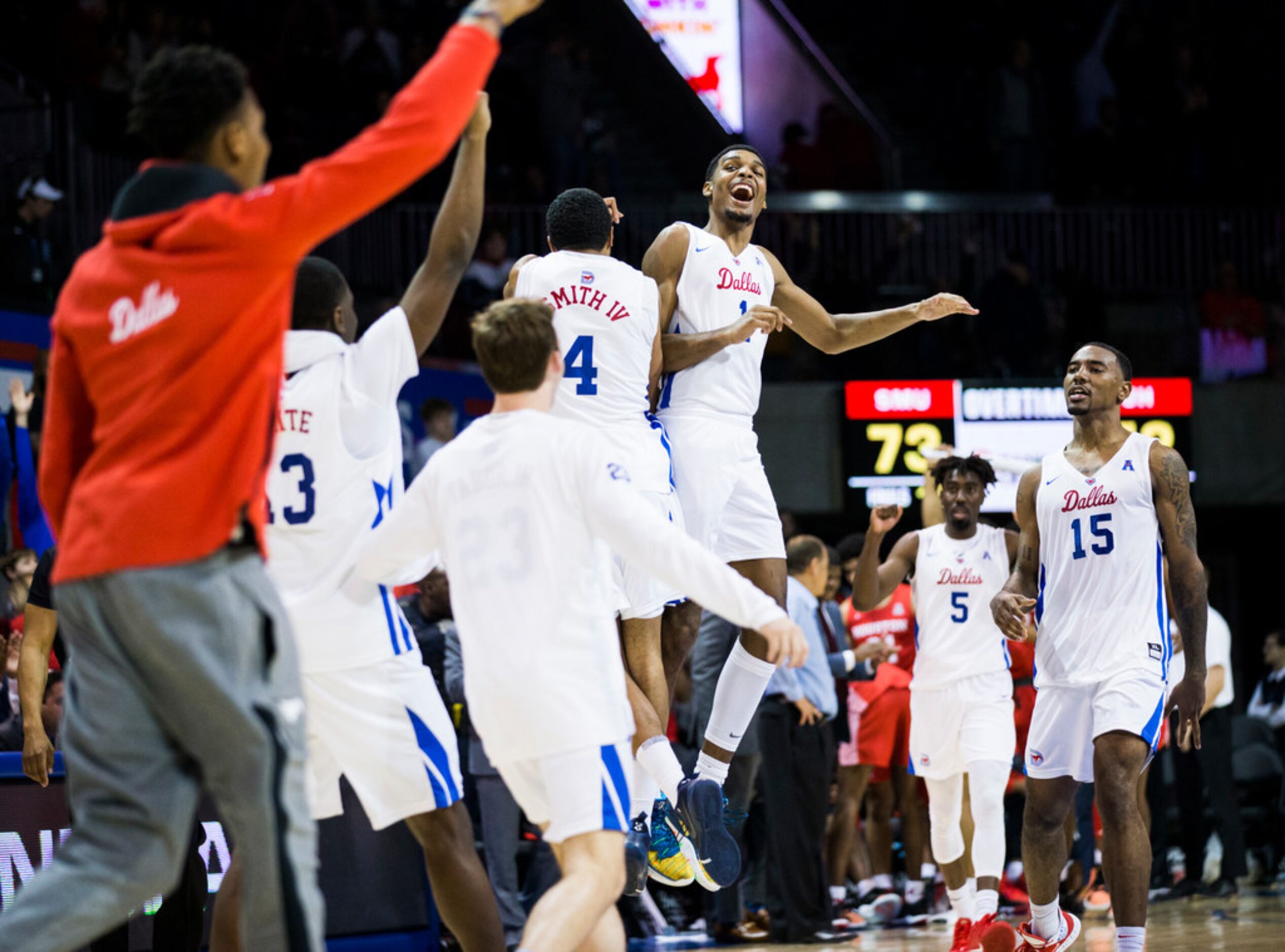 Southern Methodist Mustangs celebrates a 73-72 win in overtime of a basketball game between...